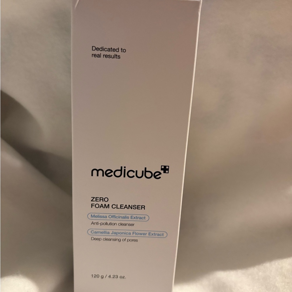 Medicube Zero Foam Cleanser - Cream